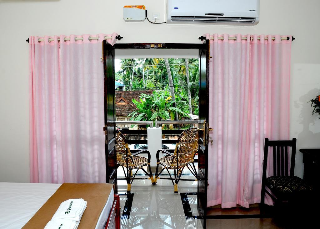 Greenfield Inn Thiruvananthapuram Extérieur photo